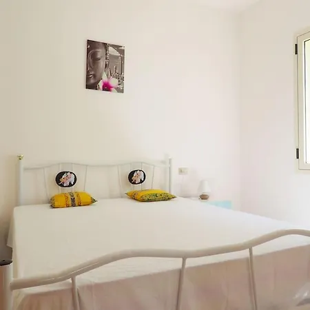 Bilocale Robinia 1 By Salento Affitti דירה *